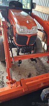 Kubota B3030 hydrostat - 12