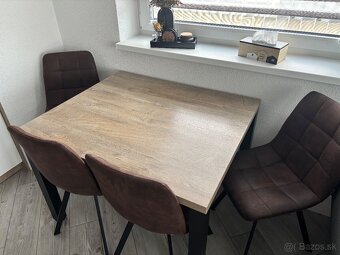 Jedalensky stol +stolicky - 12