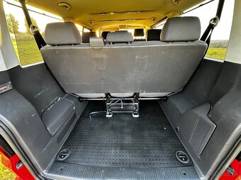 Predám Volkswagen caravelle t5 2.5tdi 96kw 2007 230000km - 12
