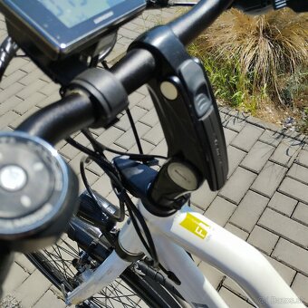 Na predaj dámsky elektrobicykel WINORA F1 - 12