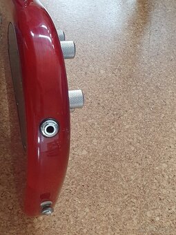 Predam lavacku el. basgitaru znacky Shine - 12