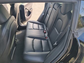 TESLA MODEL 3 Standart Range plus - 12