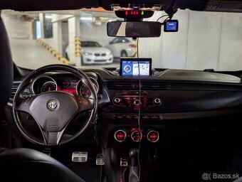 Giulietta DARK RED / automat, 170 koní / - 12