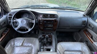 Nissan Patrol Y61 GR - 12
