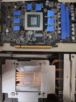 RYZEN 5 3600/ RX 5700XT 8GB/ 32GB DDR4/ 1TB SSD+HDD/ 600W - 12