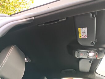 Opel Corsa Ultimate1,2 turbo benzín 74kw r.v.12.2024 km 8350 - 12