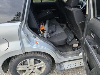 Suzuki Grand Vitara 1.9 ddis - 12