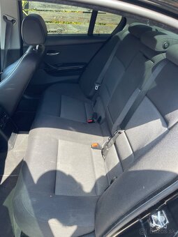 BMW E90 318i - 12