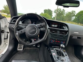 Audi S5/ Rs 5 - 12