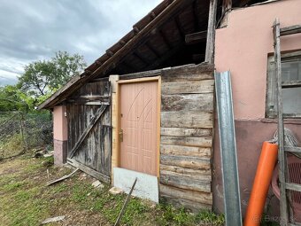 Szalonna - 3i RD pri jazere Rakaca v dobrom stave len 1h od - 12