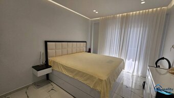 Sarandë – luxusný apartmán v novostavbe 40m od mora - 12
