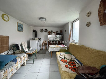 Chatka so záhradou a vinicou - Vráble v časti Horný Dúšnik - 12