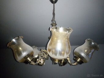 Lustre - 12