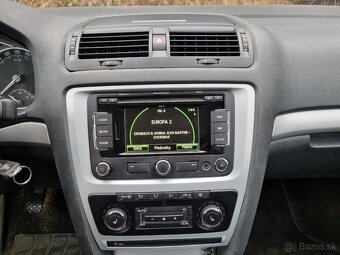 ROZPREDAM SKODA OCTAVIA 2 facelift EU na diely 9153 - 12