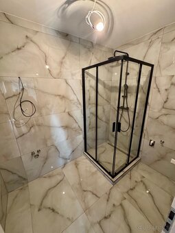 Kompletne 2025 zrekonštruovaný 3-izbový byt 81m2 na ulici J. - 12