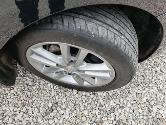 predam,Toyotu Auris 1.4VVTi, benzín, klima - 12