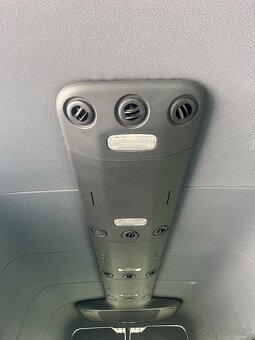 Sprinter 319 V6 3.0 CDI 9 miest - 12