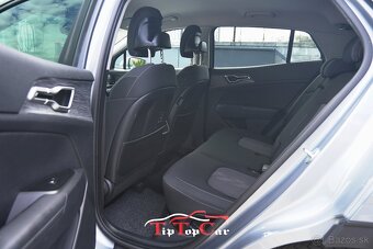 ⏩ Kia Sportage 1.6 CRDi mHEV Gold A/T - 12