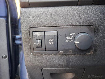 KIA SORENTO 2,5 diesel 4x4 AUTOMAT - 12