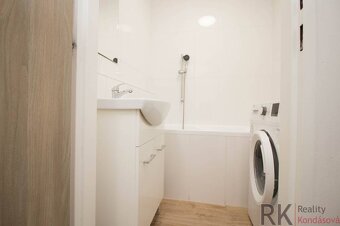 Garzónka- Kuzmányho sídlisko, Magurská - 12