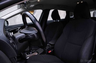 Volvo V40 T2 1.6L Momentum - 12