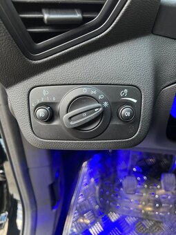 Ford Kuga 1.5 EcoBoost - 12