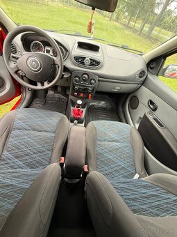 Na predaj: Renault Clio 1.6 dCi (2006) - 12