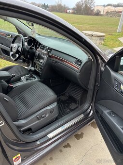 Škoda Superb 2.0 TDI DSG 125 kW - 12