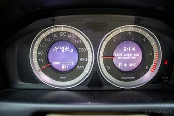 Volvo XC60 2011 - 12