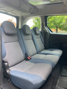 CITROEN BERLINGO 1,6 HDI MULTISPACE PRVÝ MAJITEĽ - 12