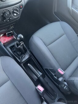 Chevrolet Aveo - 12