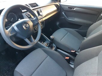 Škoda Fabia - 12