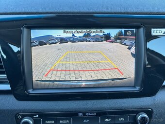 KIA e- Niro Premium Business 204ch 64KWh - 12