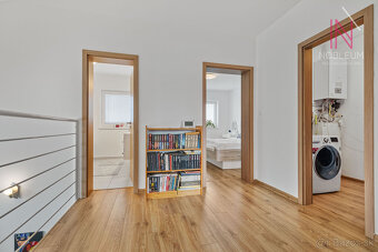 Krásny 5 izbový dom na predaj, Slovenský Grob - 12