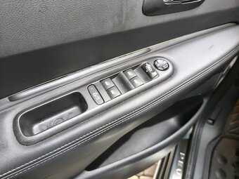 Peugeot 3008  1,6 HDi , Panorama,  koženná výbava. - 12