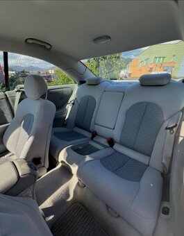 Mercedes-Benz CLK Kupé 270 CDI Avangarde - 12