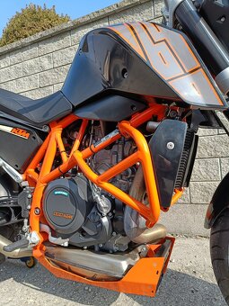 KTM DUKE 690 - 12
