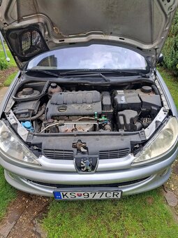 Peugeot 206 SW - 12