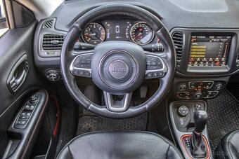 Jeep Compass 2.0L MJet 170 4WD Trailhawk A/T - 12