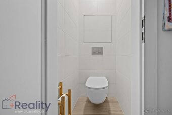 Trojizbový byt v tehlovom bytovom dome na predaj - 12