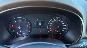 Kia Sportage 1.7 CRDi 2WD Silver - 12