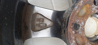 Predám ALU DISKY od výrobcu AEZ 5x114,3 r15 - 12