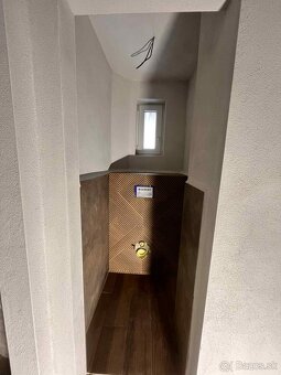 Rekonštrukcie, stavby a práce v interiéry a exteriéry - 12