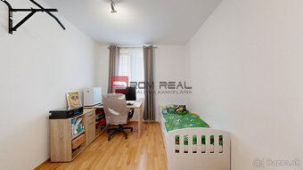 PREDAJ 4 izbový byt s balkónom PEZINOK - 12