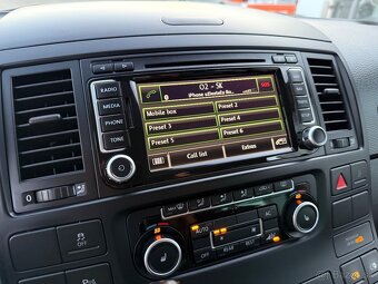 Volkswagen Multivan Highline 2.0 BiTDI 132 kW DSG - 12