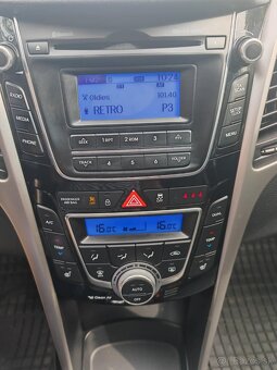 Hyundai i30 1.6CRDi 94kW - TOP STAV - 12