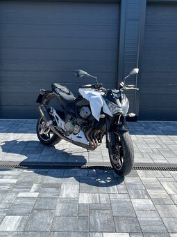 Kawasaki Z800 (v tp 35kw) - 12