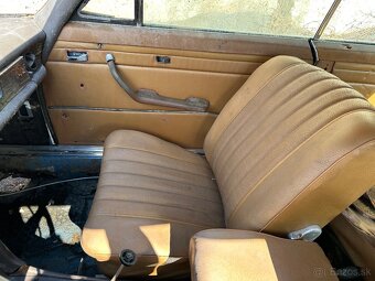 Predám Mercedes W114 250CE - 12