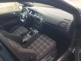 Wolkswagen golf gti - 12