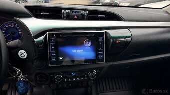 Toyota Hilux DC 2.4 I D-4D Live 4x4 - 12